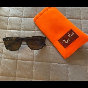 JUNIOR Ray Ban sunglasses